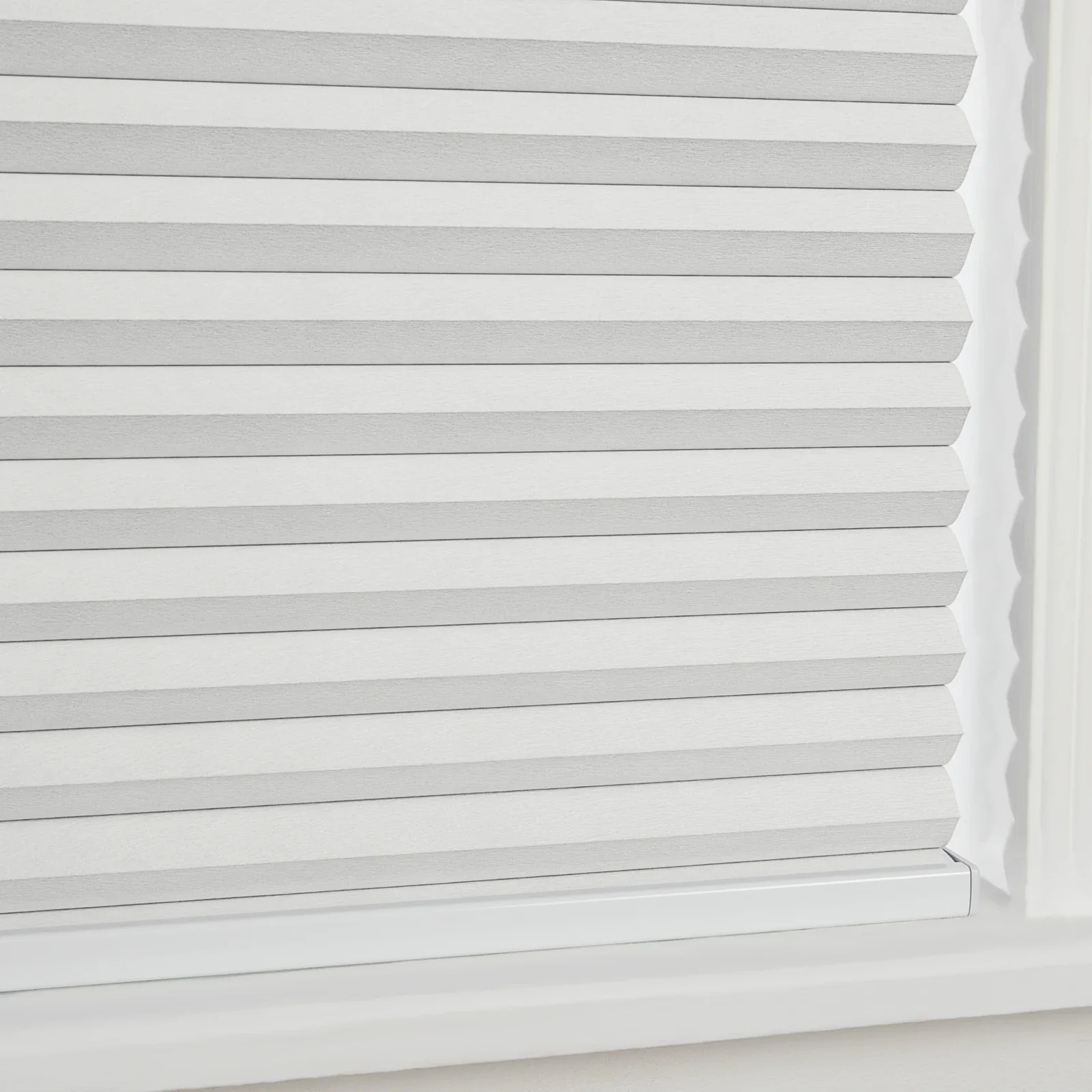 Aura Blackout Cellular Window Shades Cordless - Image 7