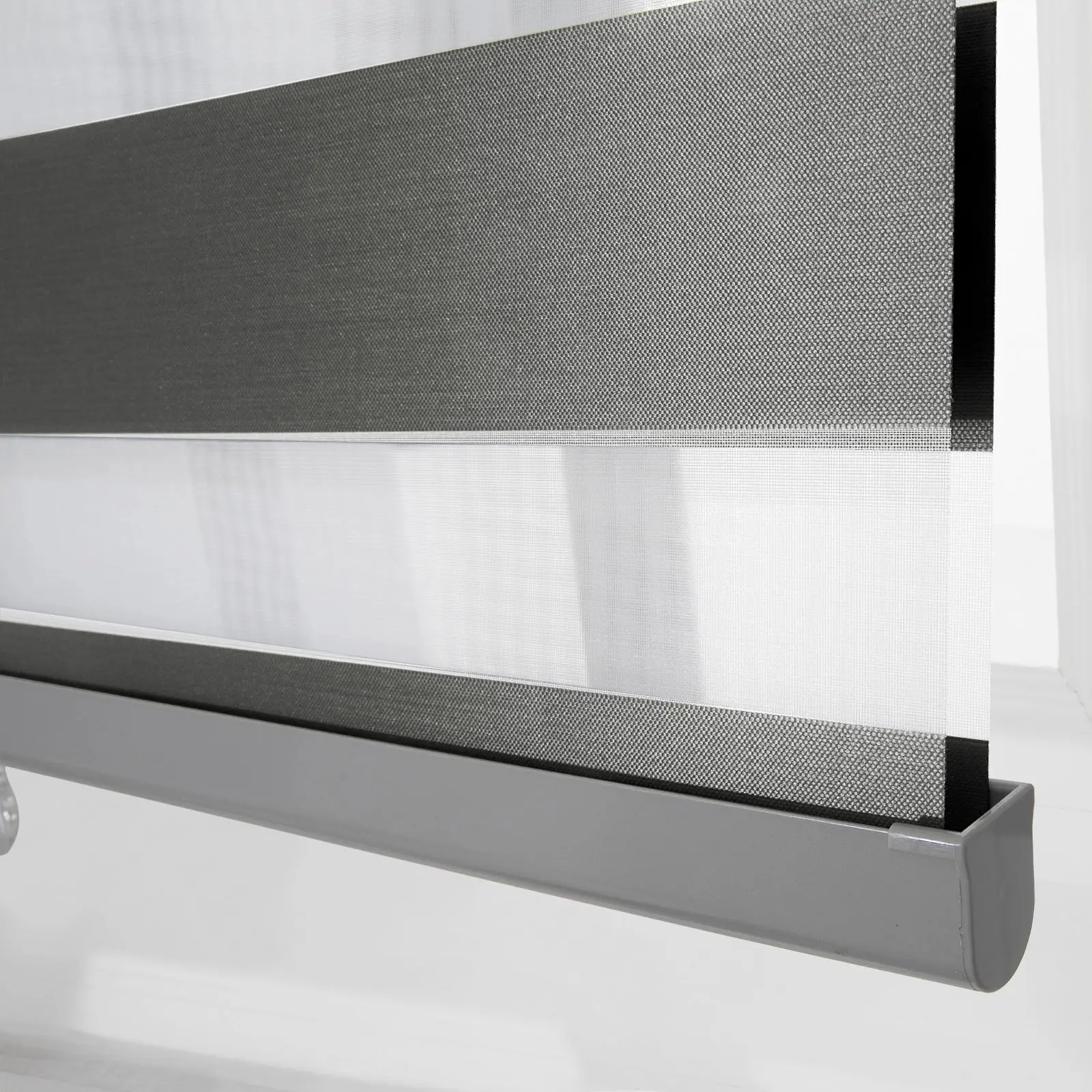 Brio Blackout Zebra Shade Cordless - Image 29