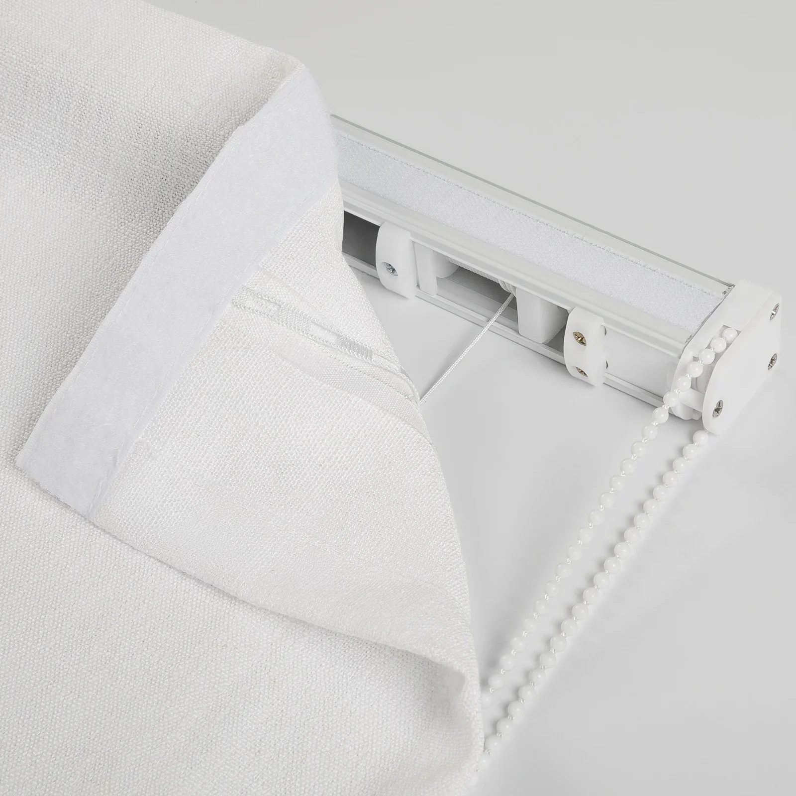 Custom Relaxed Roman Shade with Center Pleat Cord Lift - Image 30