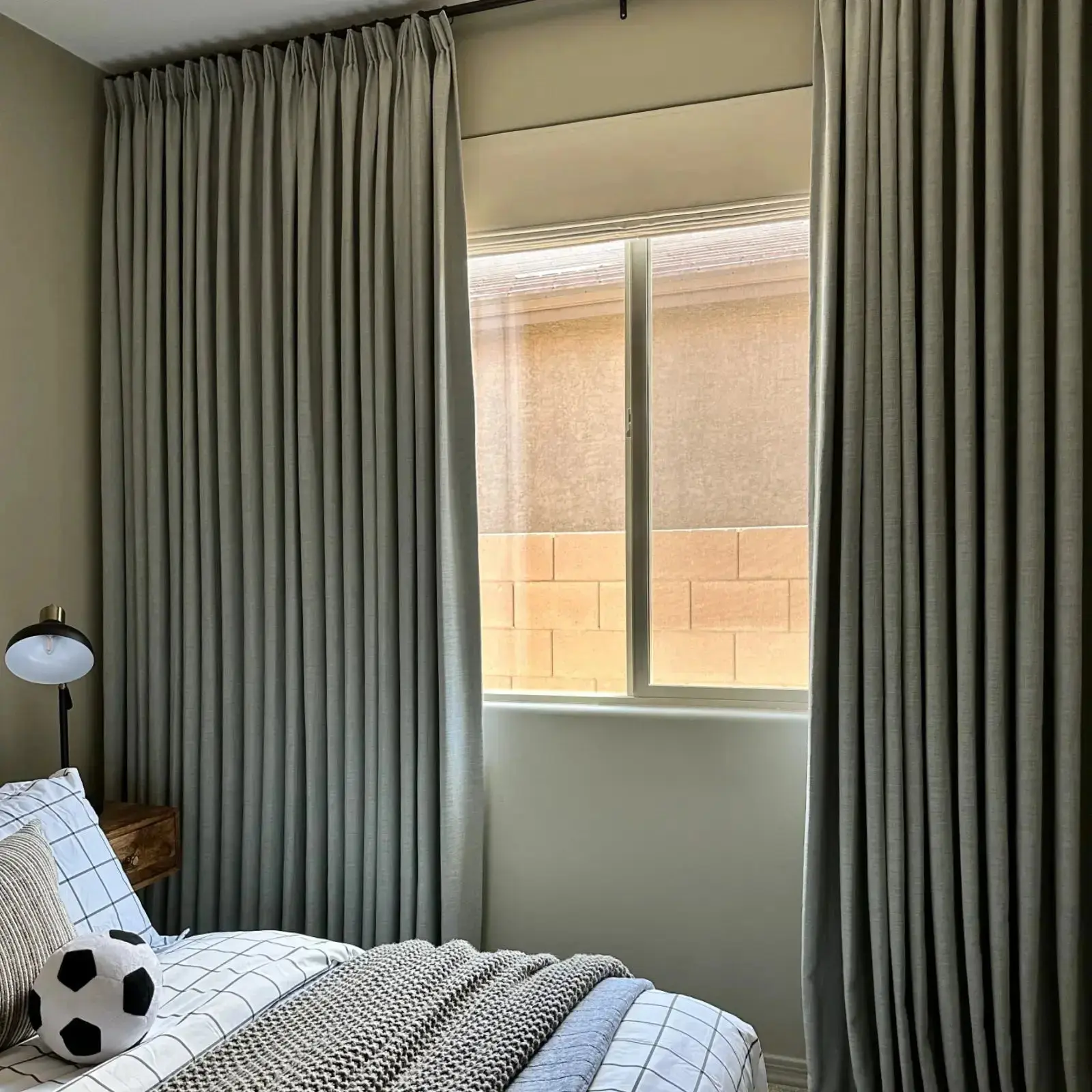 Liz Linen Extra Wide Curtains Pleated - Image 86