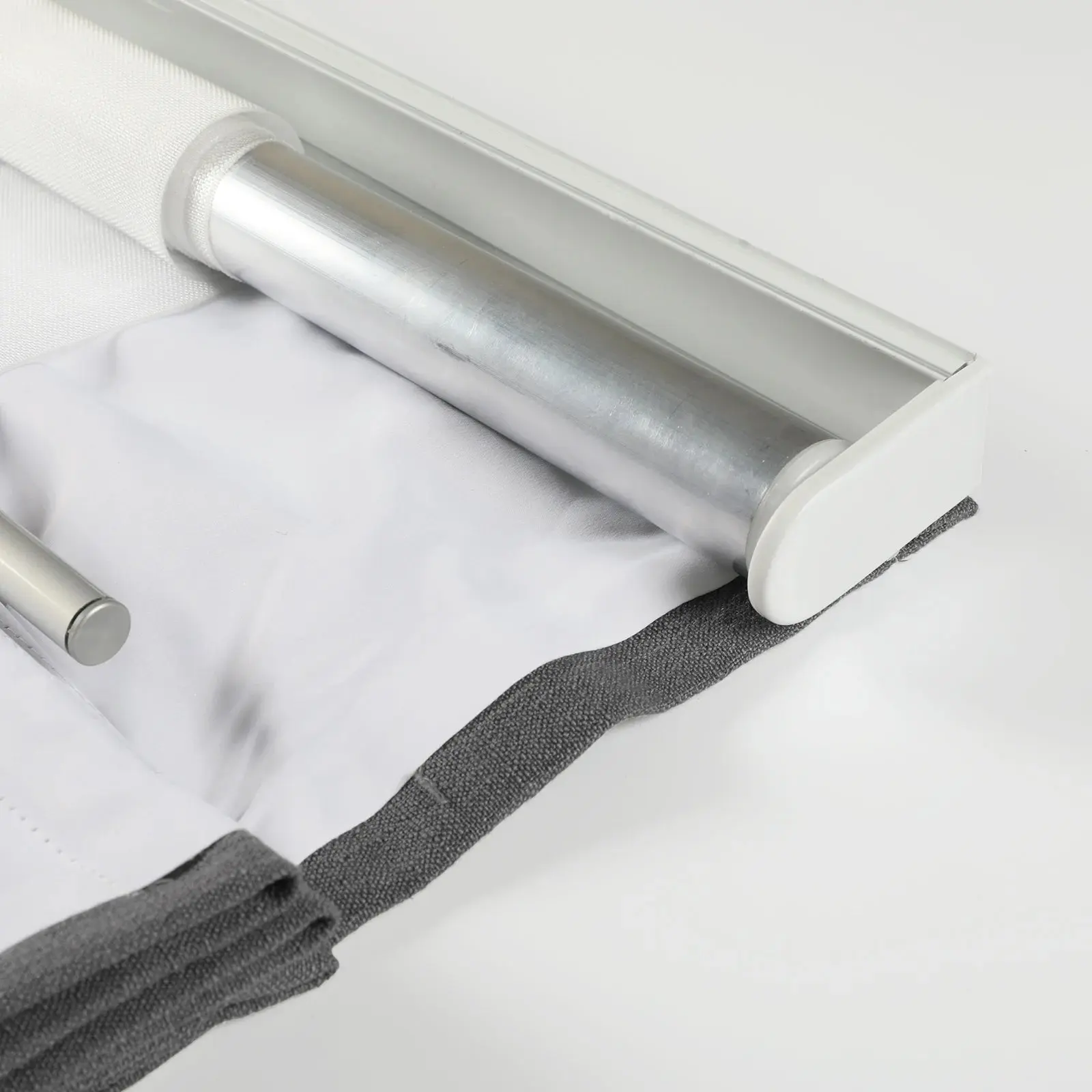 Liz Linen Roman Shade Cordless - Image 38