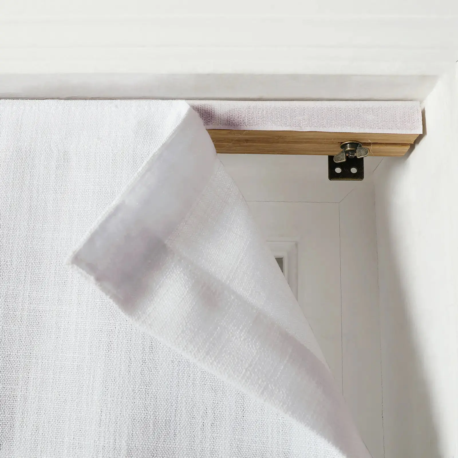 Liz Linen Blend Roman Shade Cordless - Wooden Headrail - Image 12