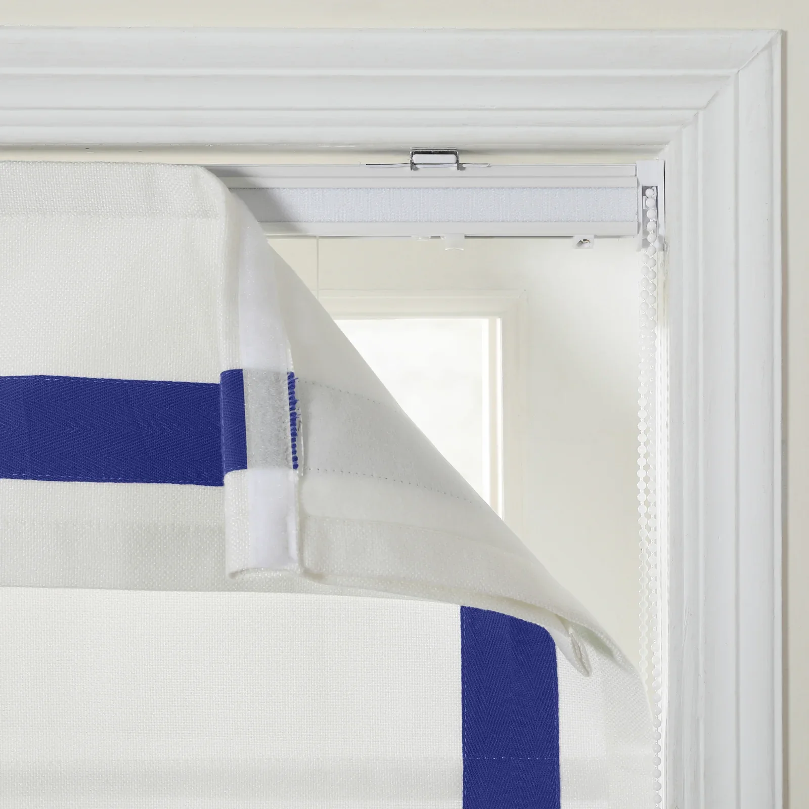 Tyrone Roman Shade with Border Cord Lift - Image 2