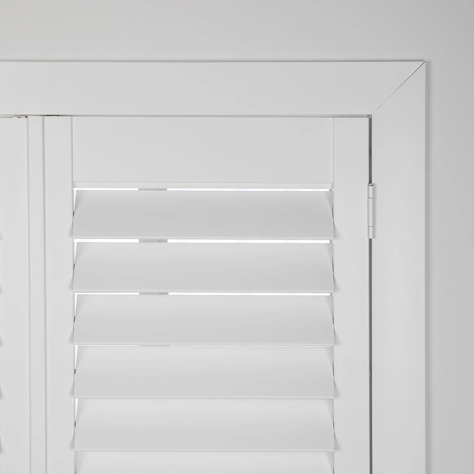 TWOPAGES Veritas Ready Made Hardwood Plantation Shutter – Double Panel - Image 5